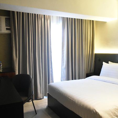 באגויו Venus Parkview Hotel מראה חיצוני תמונה