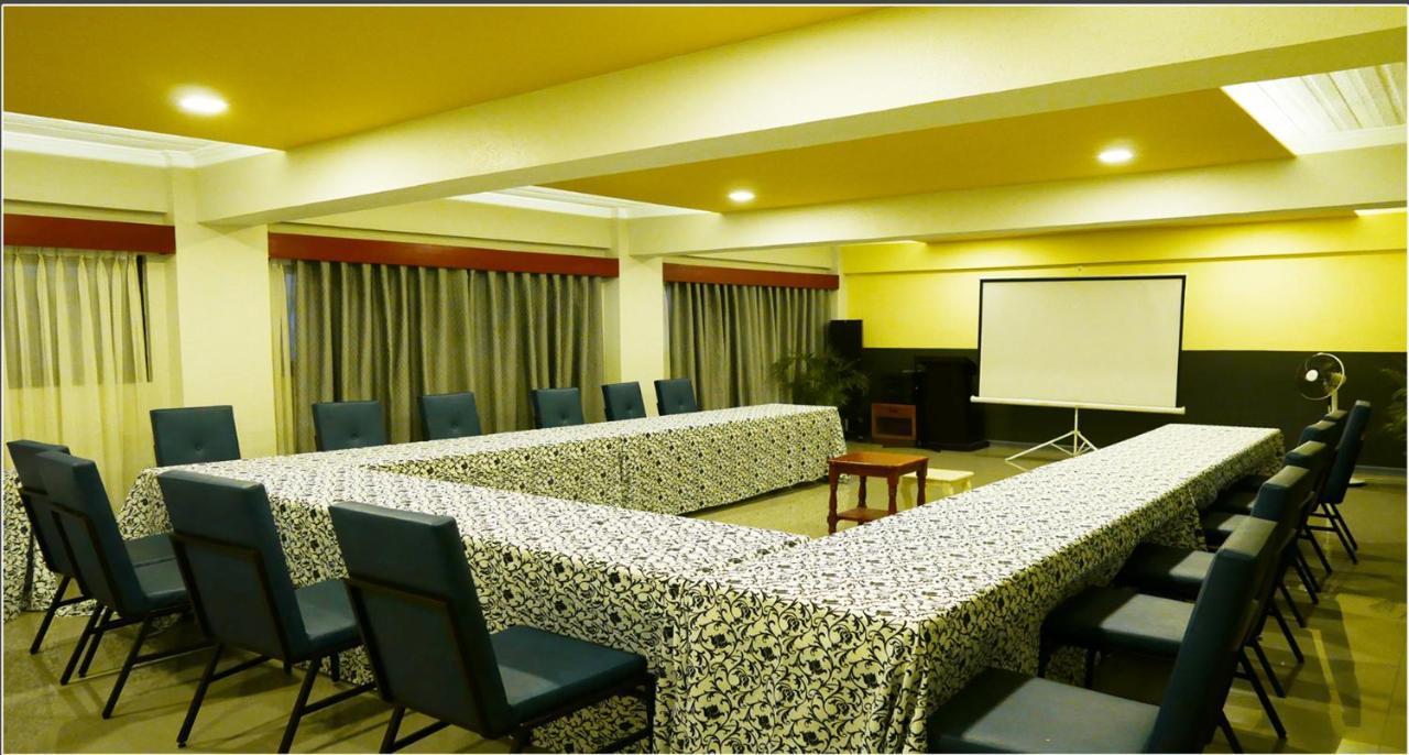 באגויו Venus Parkview Hotel מראה חיצוני תמונה