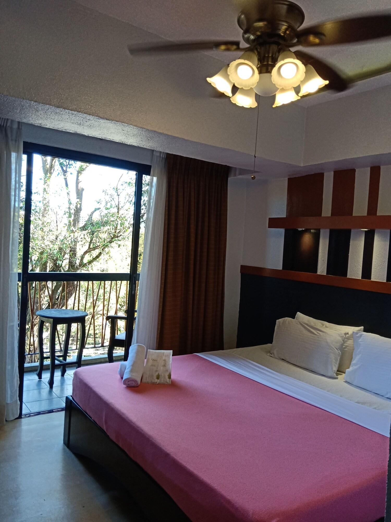 באגויו Venus Parkview Hotel מראה חיצוני תמונה