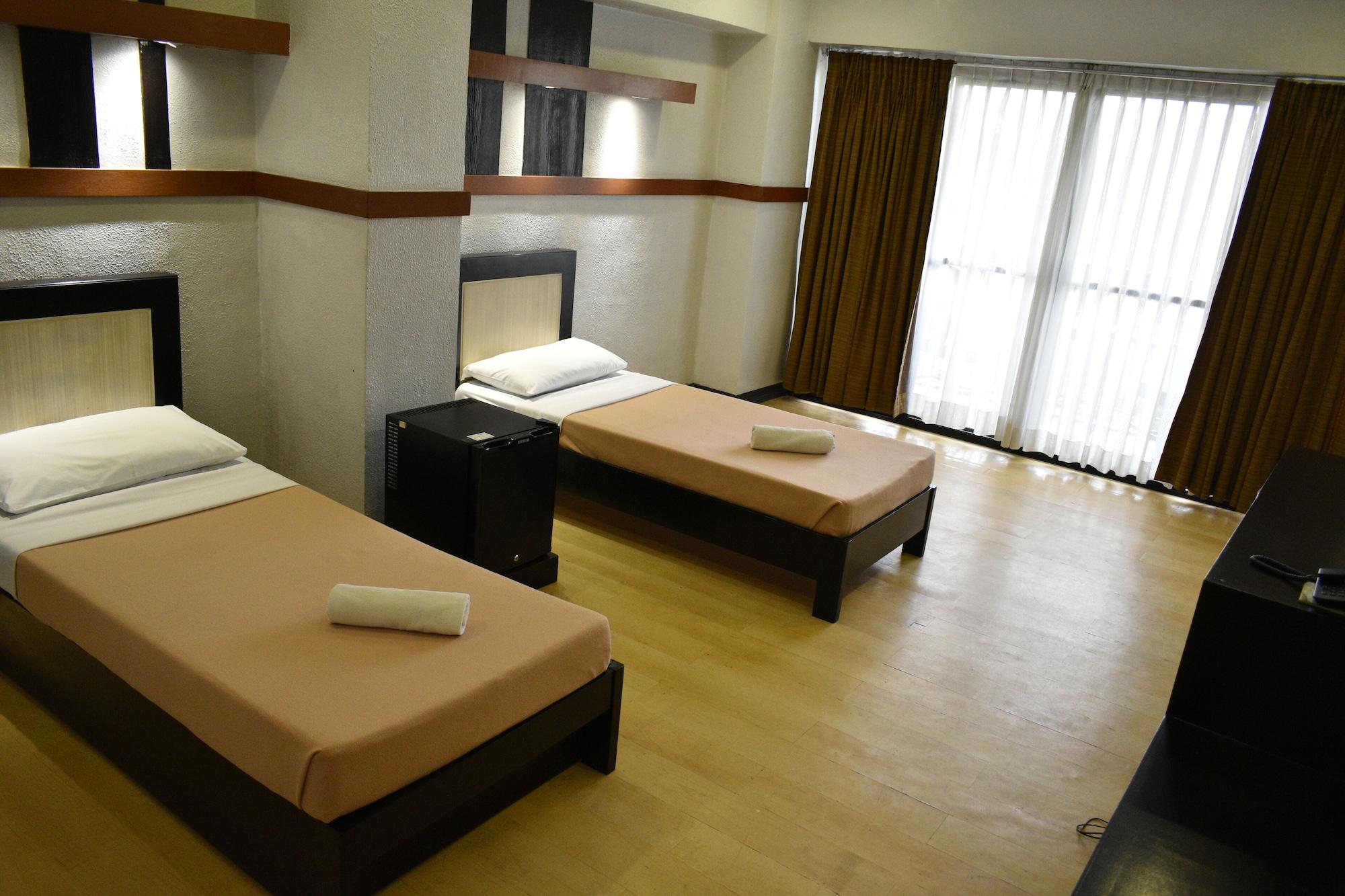 באגויו Venus Parkview Hotel מראה חיצוני תמונה