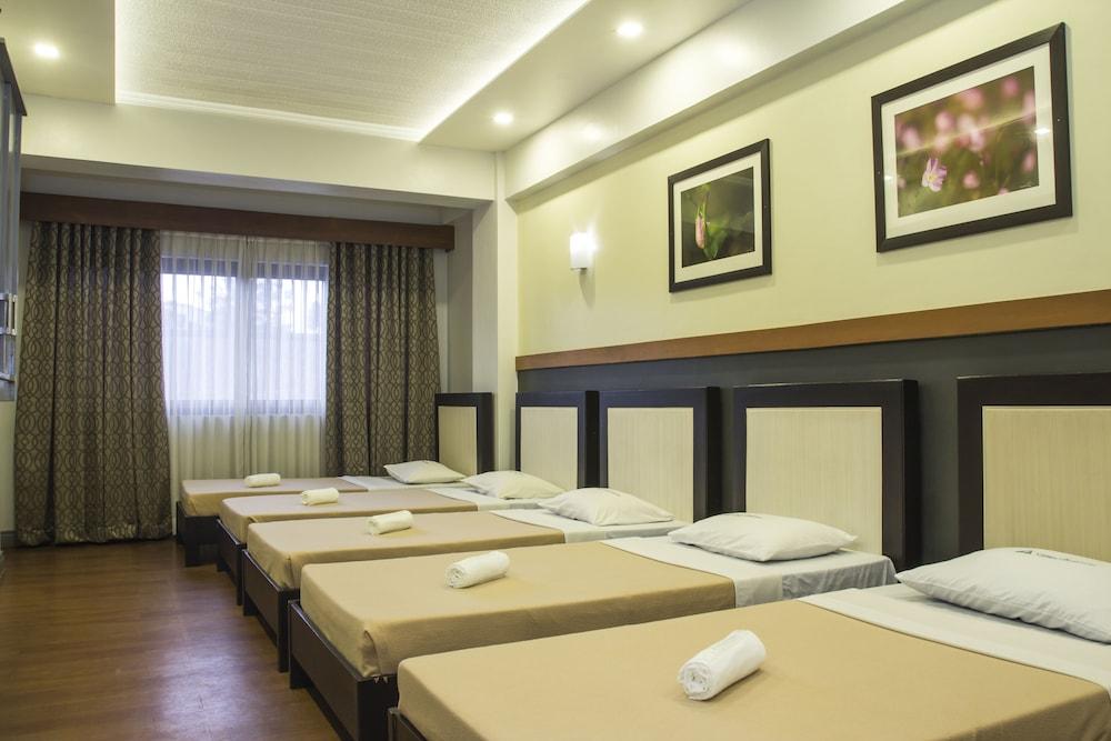 באגויו Venus Parkview Hotel מראה חיצוני תמונה