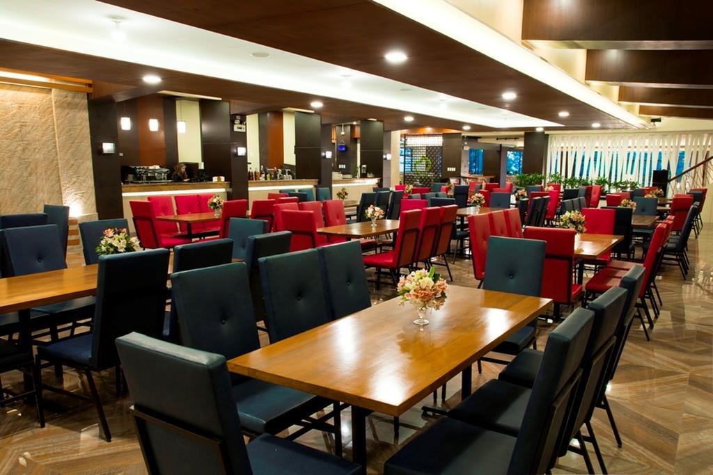 באגויו Venus Parkview Hotel מראה חיצוני תמונה