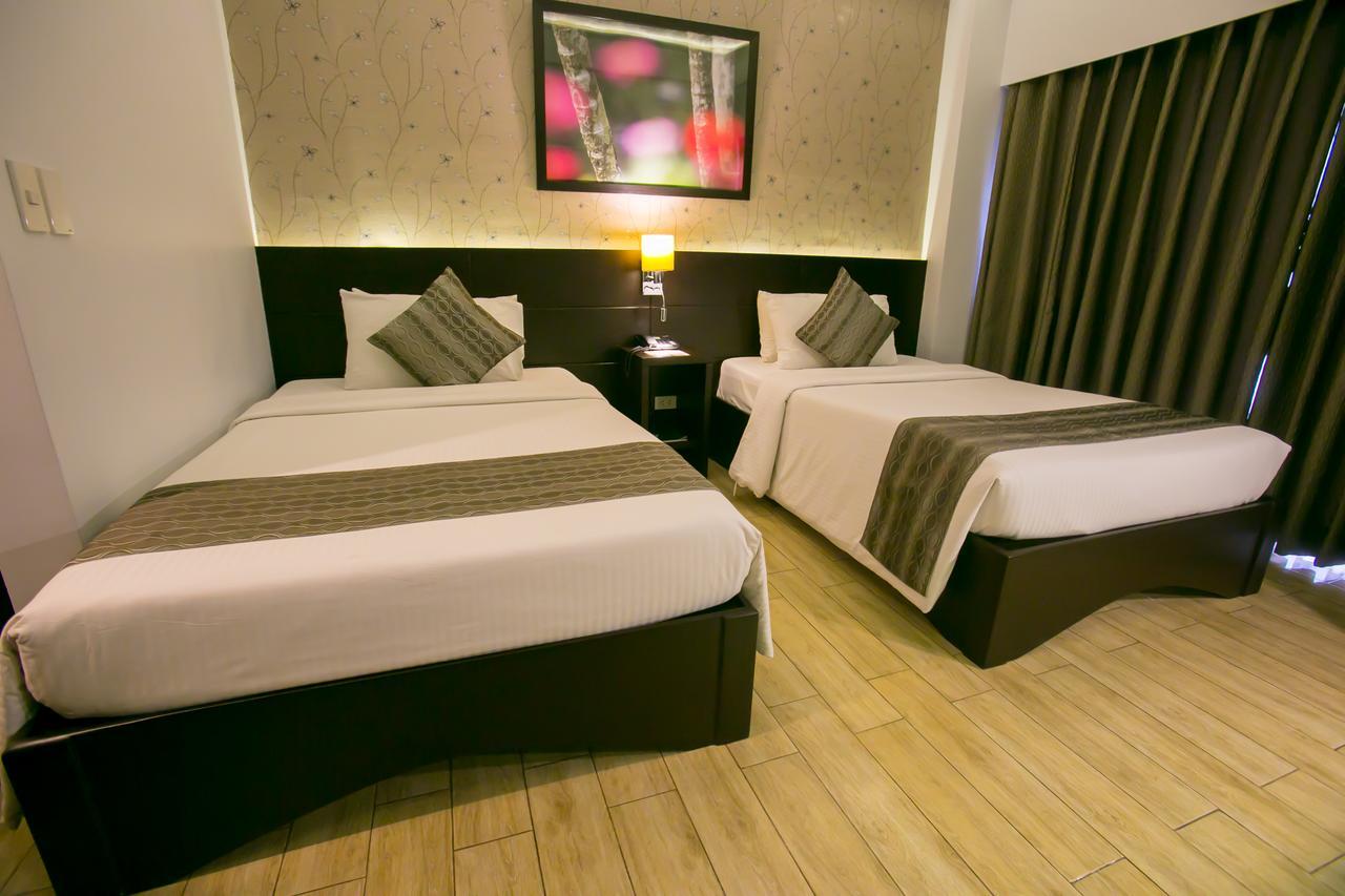 באגויו Venus Parkview Hotel מראה חיצוני תמונה