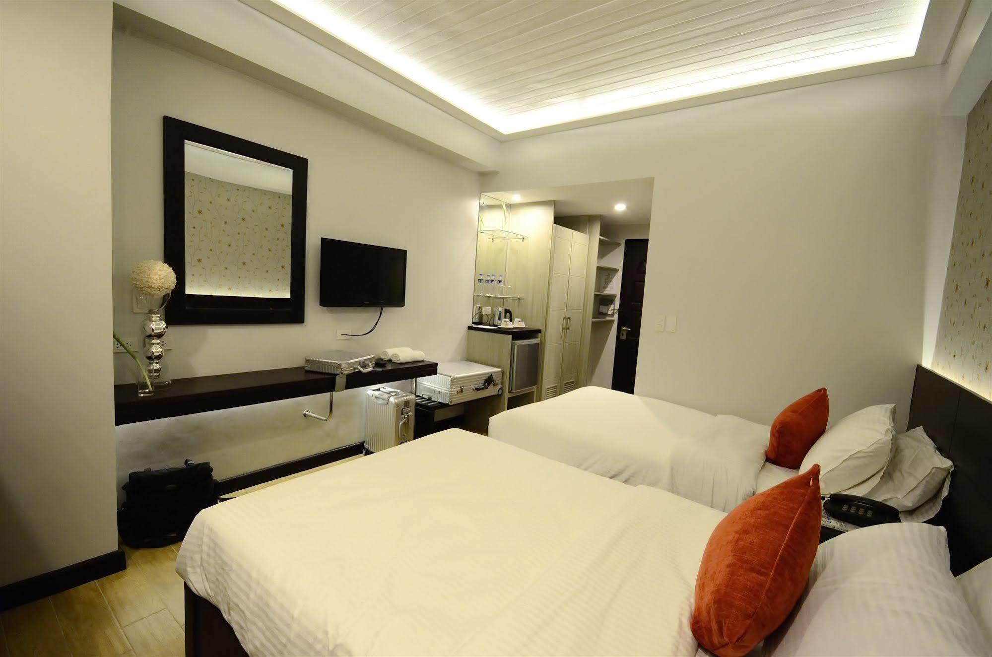 באגויו Venus Parkview Hotel מראה חיצוני תמונה